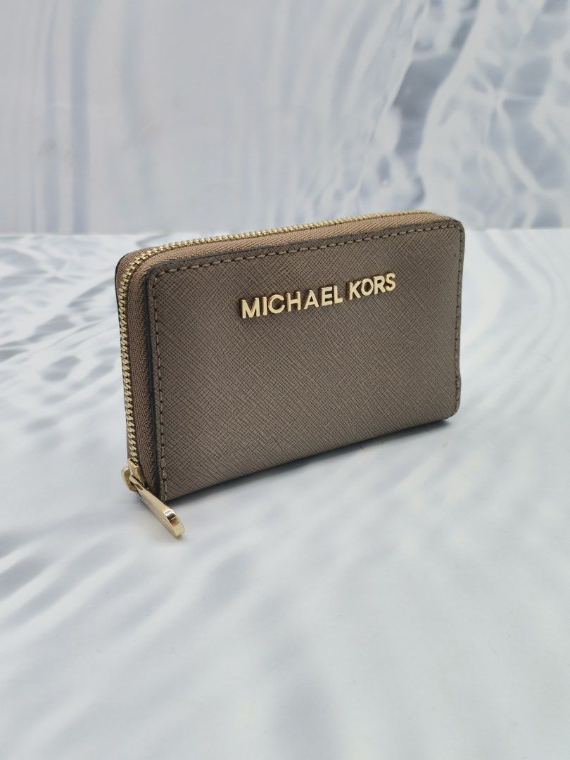 Micheal kors top wallet sale