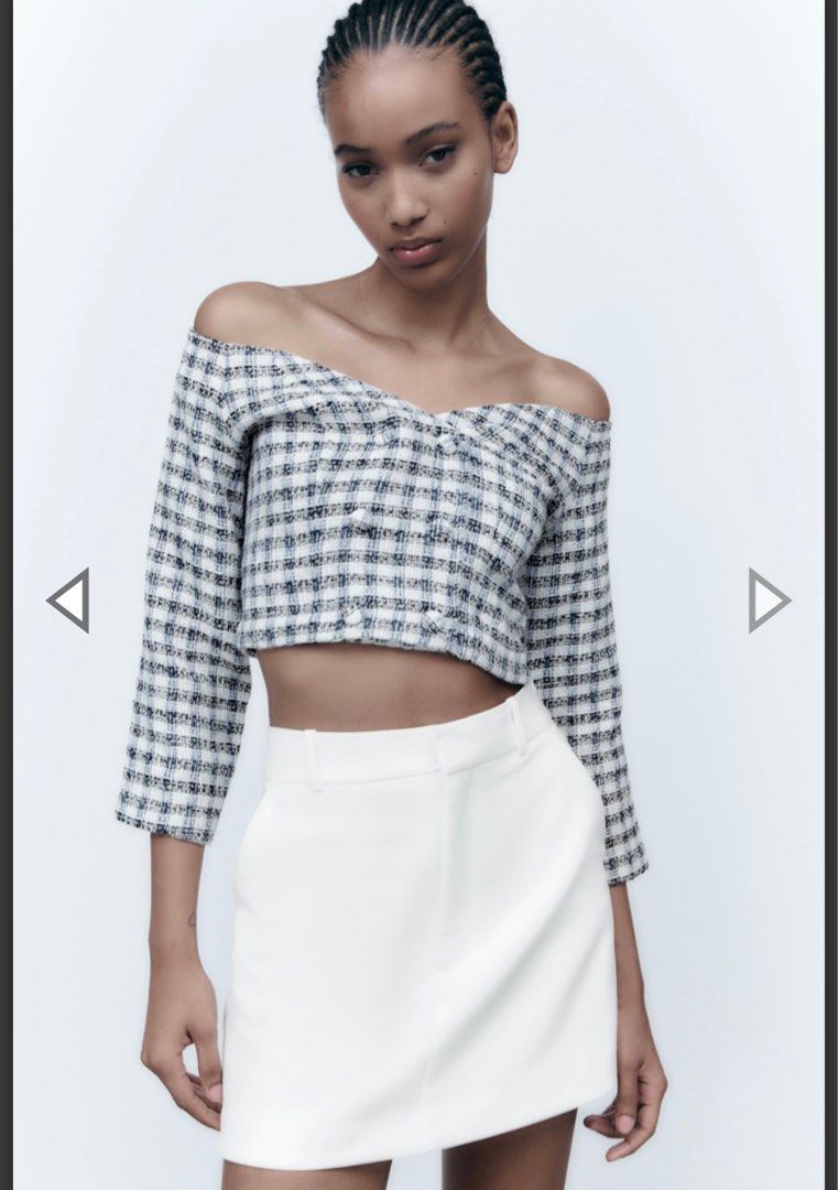 再入荷】off shoulder tweed crop tops | POMME d'amour