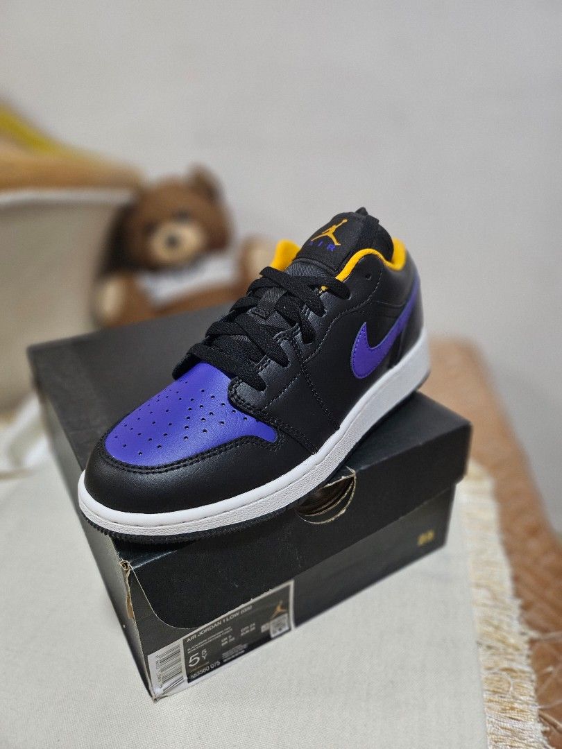 Purple and top yellow jordans