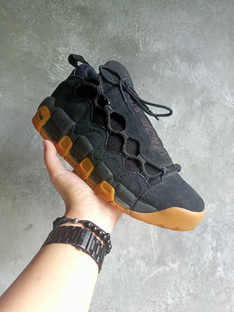 Air money black gum top