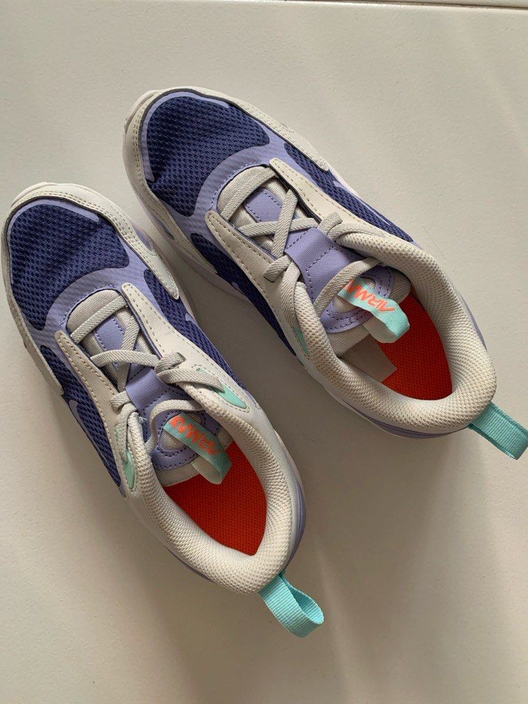 Girl with sport new arrivals shoes