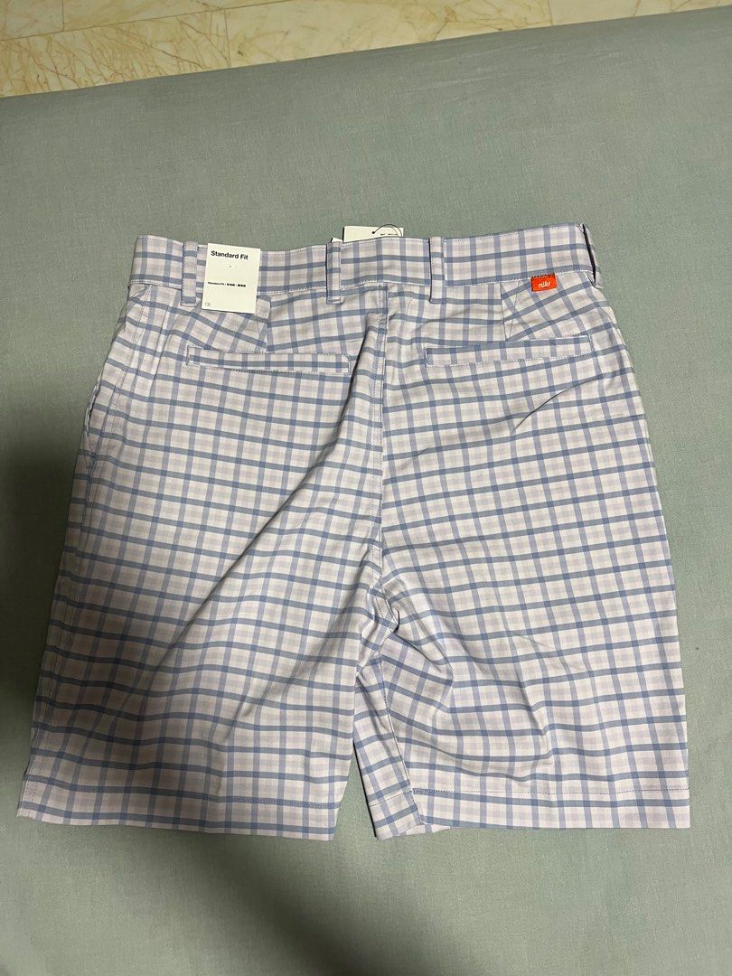 Nike golf Bermudas Men s Fashion Activewear on Carousell