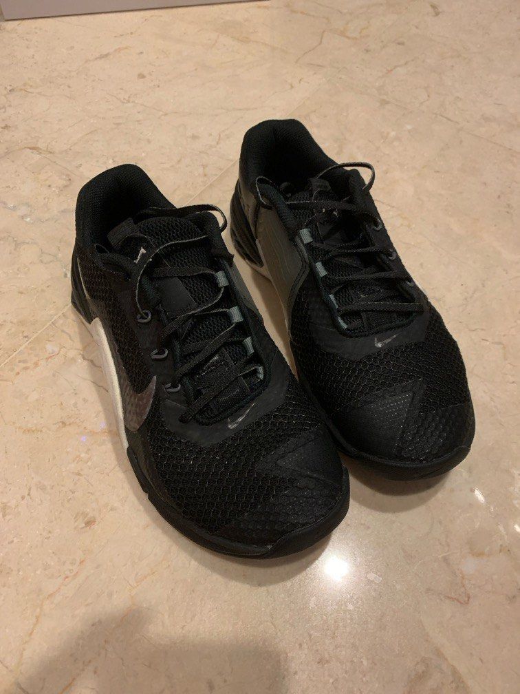 All black cheap metcon 5