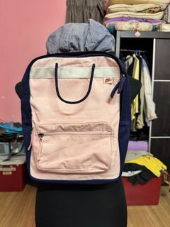 (Category: ) located in . Submitted by houseofgrailed (Listing ID 1275692793, Image 1). Description: .