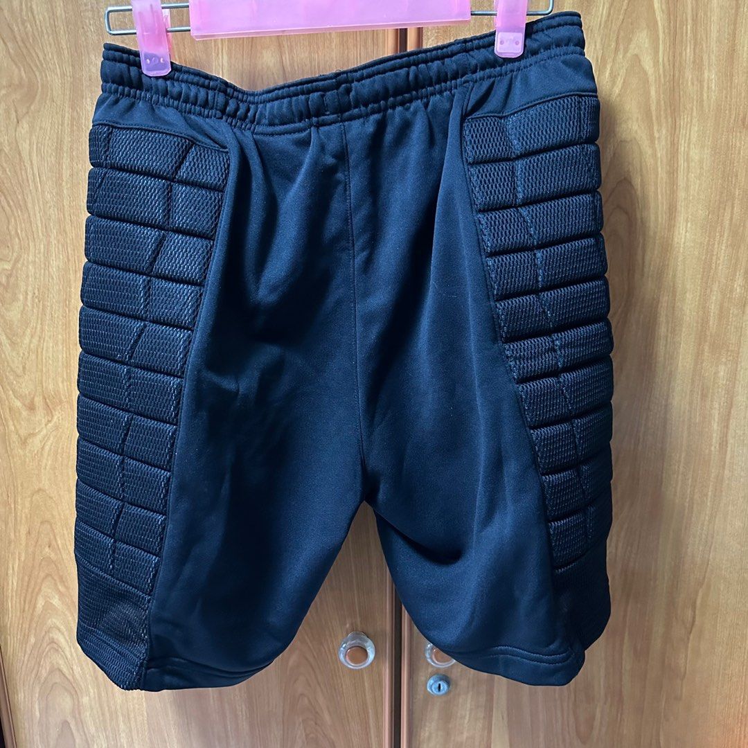 Nike goalkeeper shorts padded deals