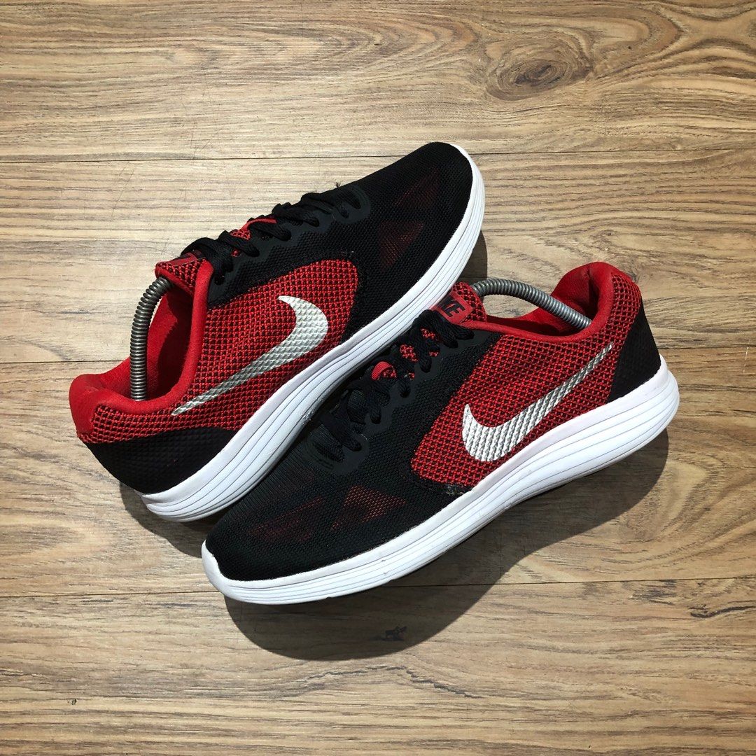 Scarpe nike deals revolution 3
