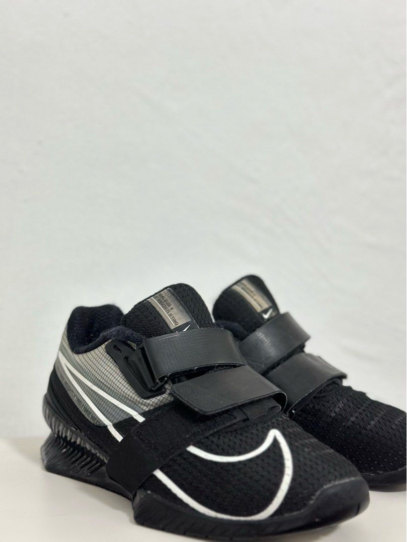 Weightlifting sales shoes nike