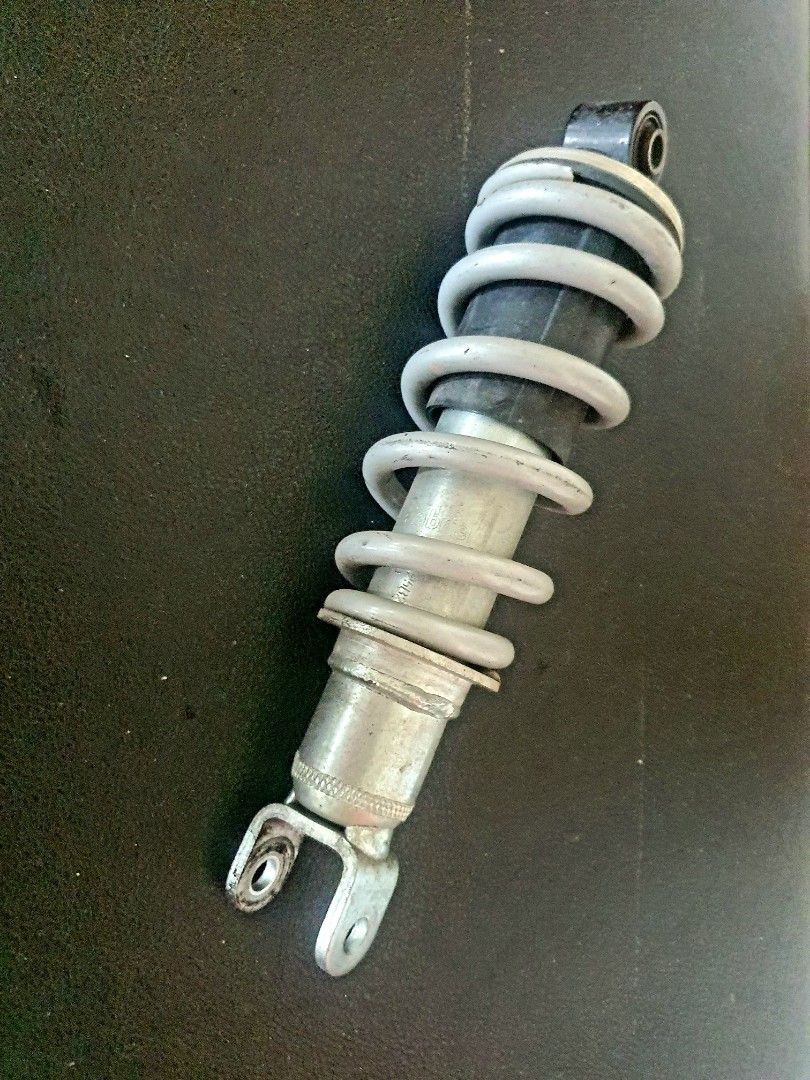 r15 v3 front suspension size