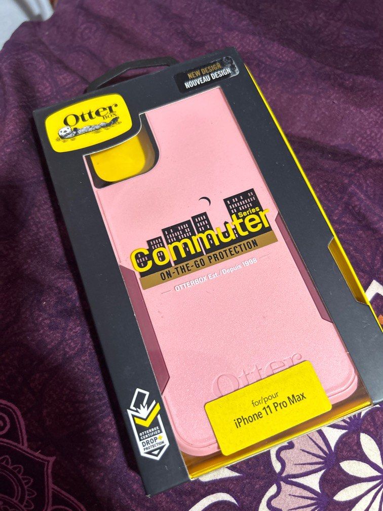 Otterbox Commuter for Iphone 11 Promax (Category: Cases & Sleeves) located in Cavite. Submitted by tin09y (Listing ID 1275741082, Image 1). Description: Selling my super nice iphone 11 promax otterbox commuter cupid’s way. It’s my spare phone so hardly used it kaya super ganda pa ung case. RSF: upgraded my phone already MOP : Gcash / Maya.