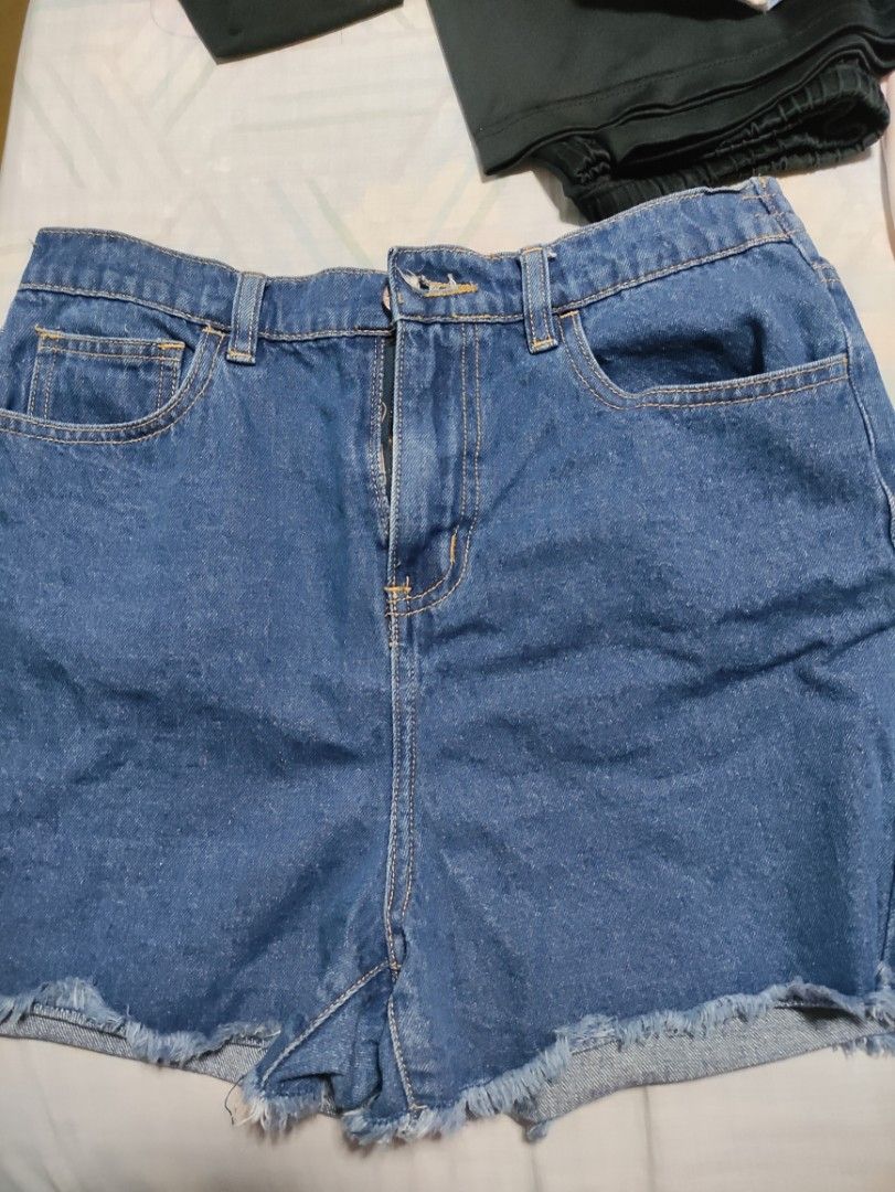 Penshoppe denim shorts L Women s Fashion Bottoms Shorts on Carousell