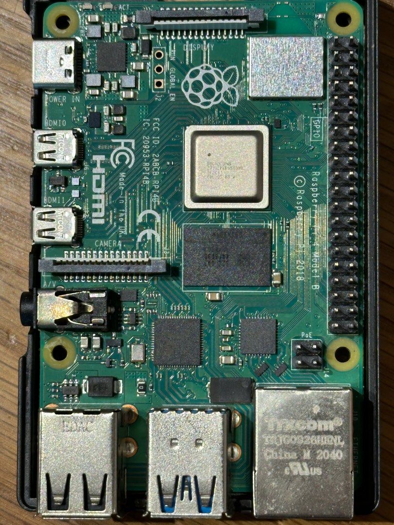 Raspberry Pi 4 Model B 2gb ram with metal case, 電腦＆科技, 電腦