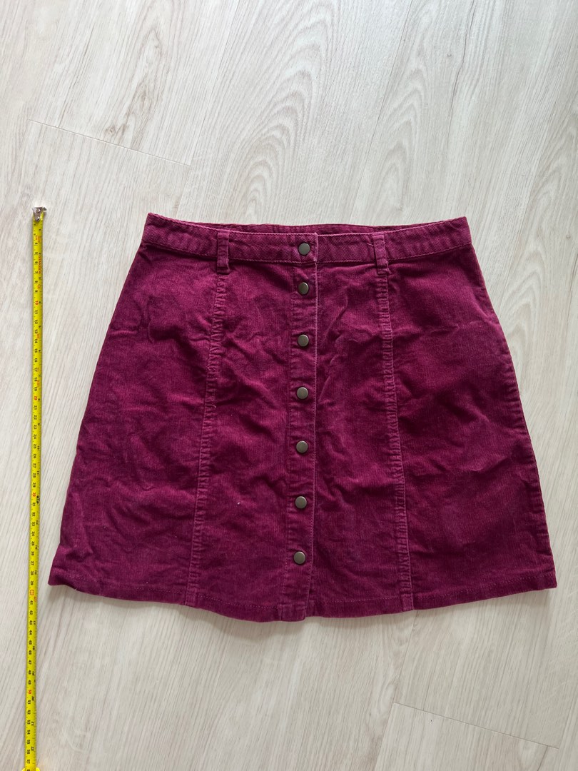 Red Velvet skirt, Women's Fashion, Bottoms, Skirts on Carousell
