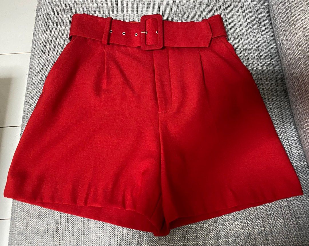 Short top rouge zara