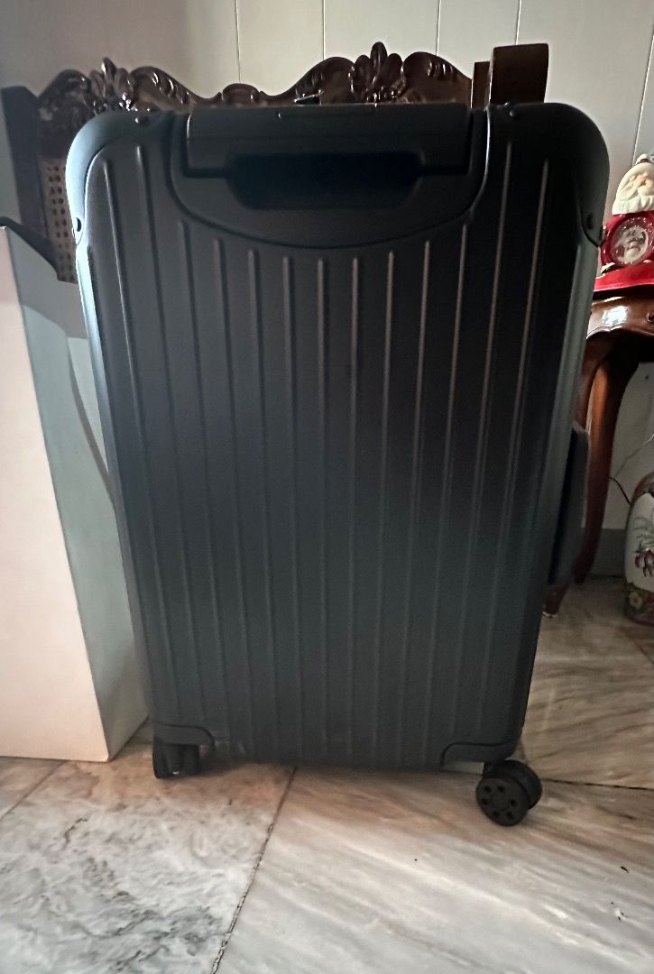 Rimowa Hybrid Cabin Matte Black, Hobbies & Toys, Travel, Luggage on