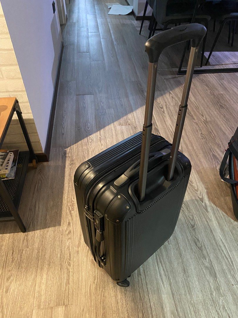 Slazenger 34 inch suitcase hotsell