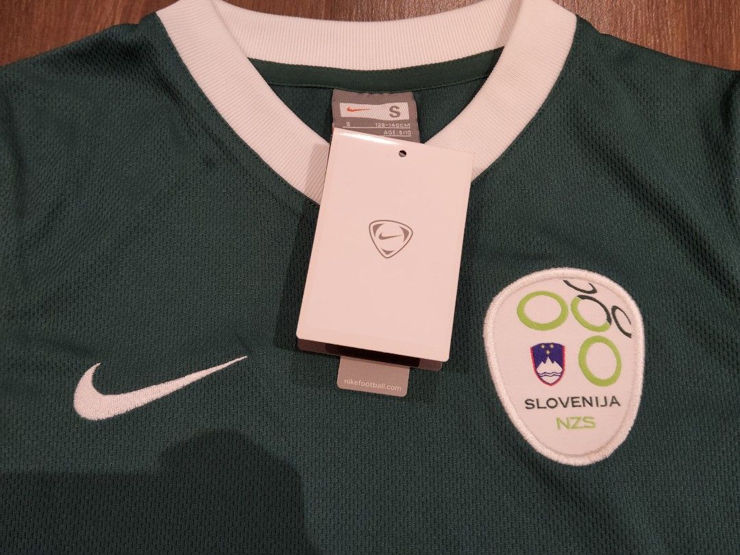Slovenia Nike Football Team Home Jersey Bnwt Size S Boys Babies