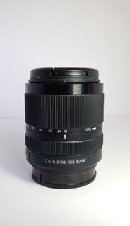 Sony DT 18-135mm f/3.5-5.6 SAM Lens (SAL18135)