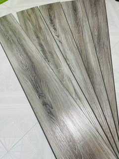（分類：）位於 。 由 YY_beee 提交（商品編號 1275780243，圖片 1）。簡介： 。