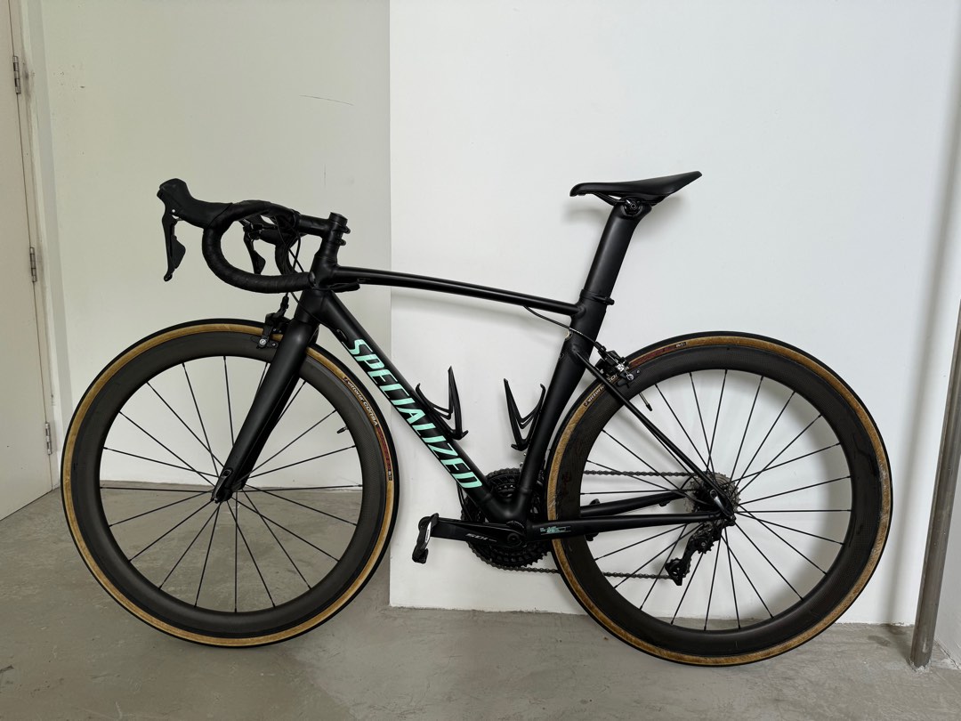 Specialized Allez Sprint Black Road Bike with Full Shimano 105