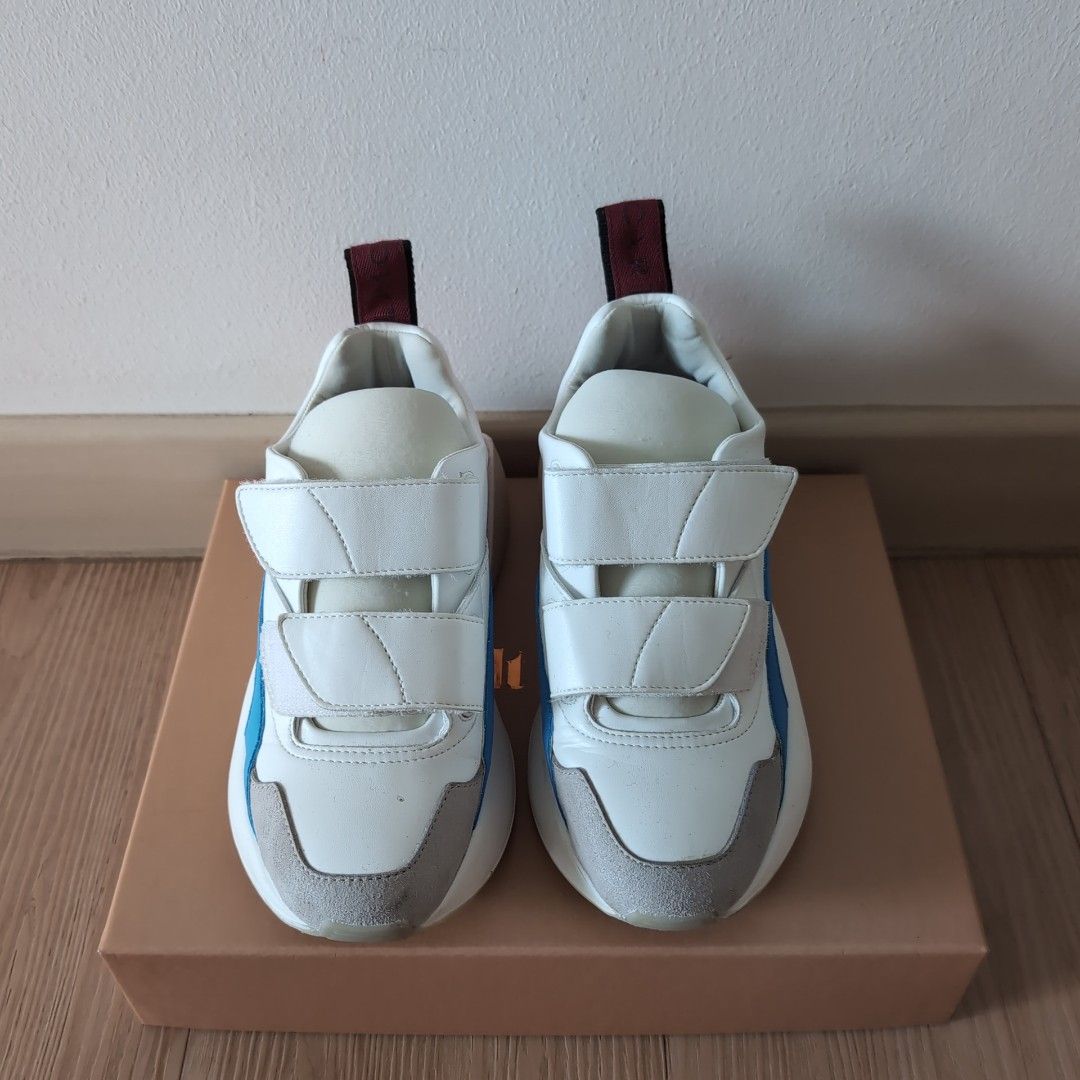 Chunky hotsell sneakers 35
