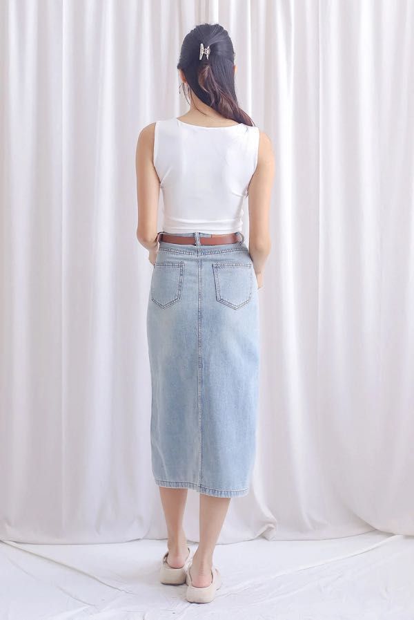 The Design Closets Breia Belted Front Slit Denim Skirt Light Wash Women s Fashion Bottoms Skirts on Carousell