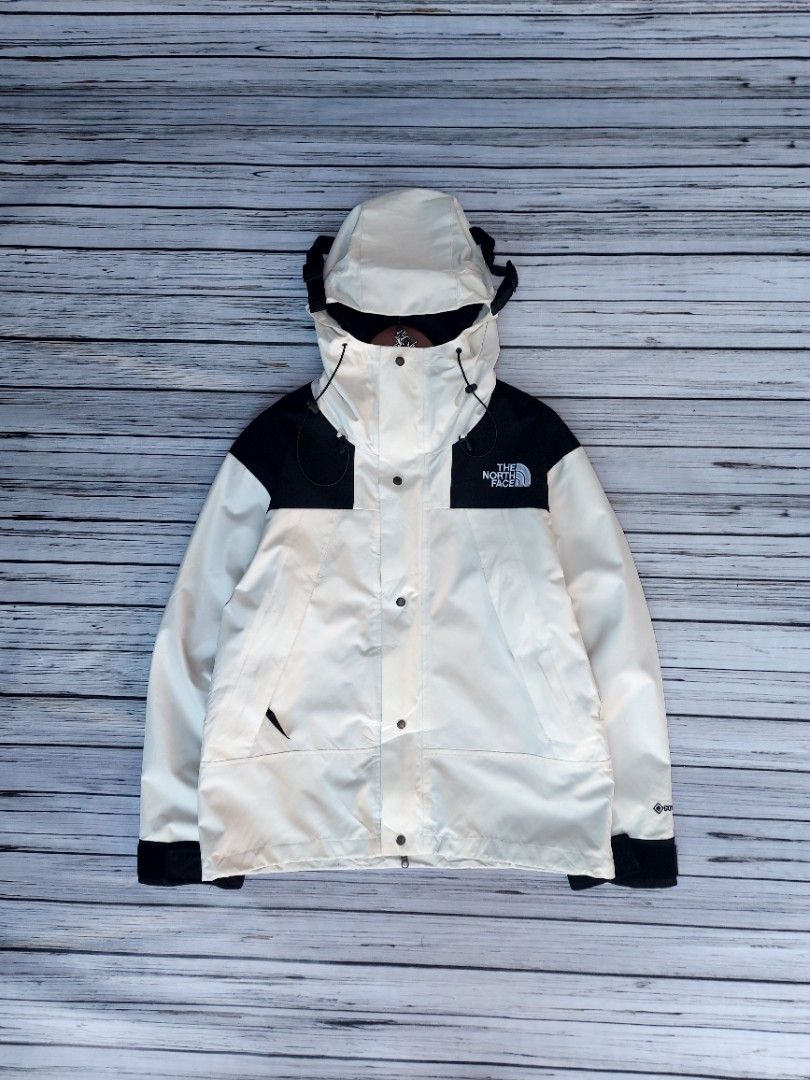 🚫 SOLD OUT 🚫 The North face 1990 Mountain jacket Gore-Tex Series