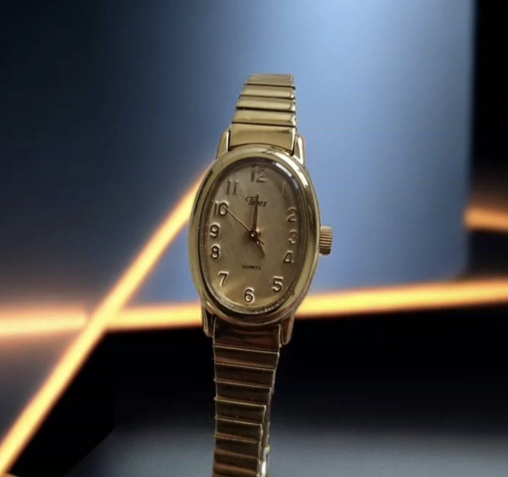 Vintage gold timex ladies clearance watch