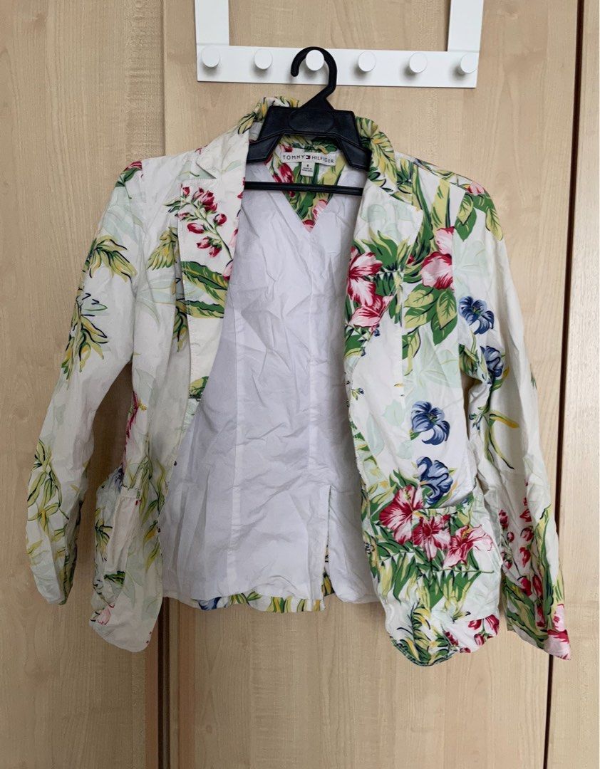 Tommy hilfiger floral jacket deals