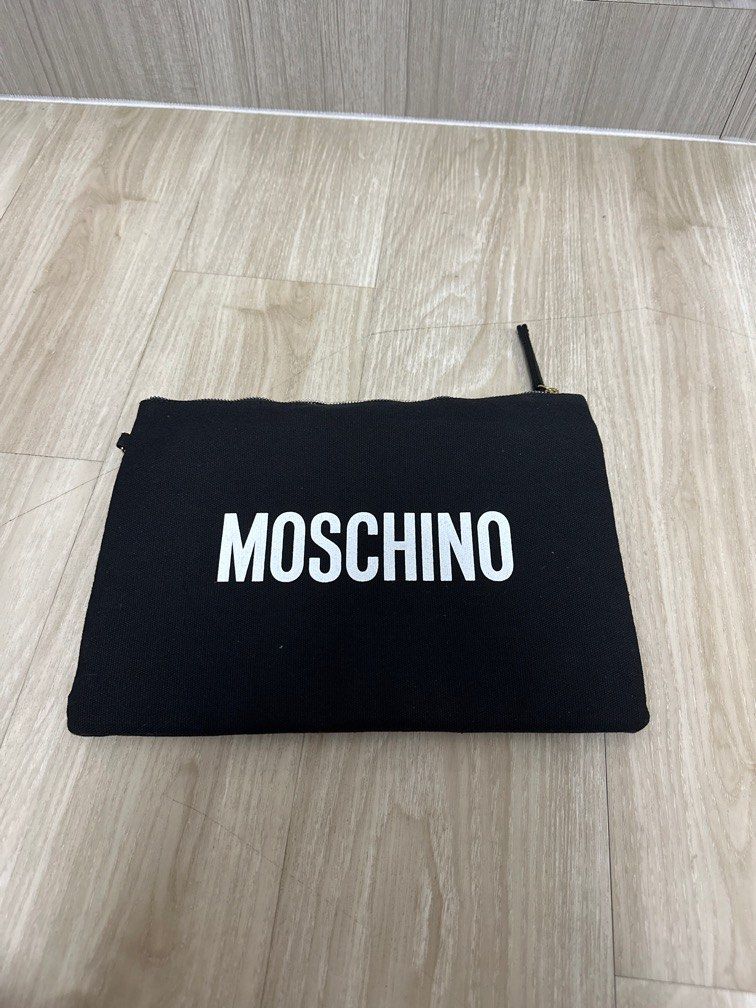 Moschino x tonymoly pouch outlet