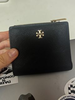 （分類：）位於 。 由 stmoritzstore 提交（商品編號 1275693145，圖片 1）。簡介： 。