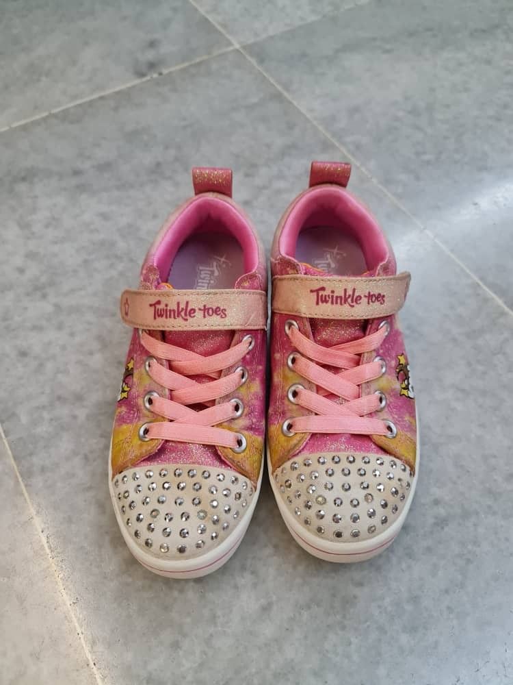 Twinkle toes size 2 on sale