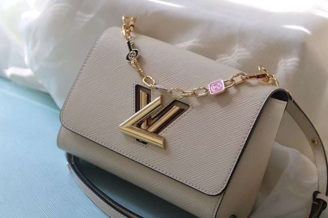Twist rhinestone sling bag (Category: Luxury Bags & Wallets) located in Makati City. Submitted by luxurbagonlineshop (Listing ID 1138269889, Image 2). Description: .