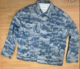 (Category: ) located in . Submitted by zk9090 (Listing ID 1275746071, Image 1). Description: .