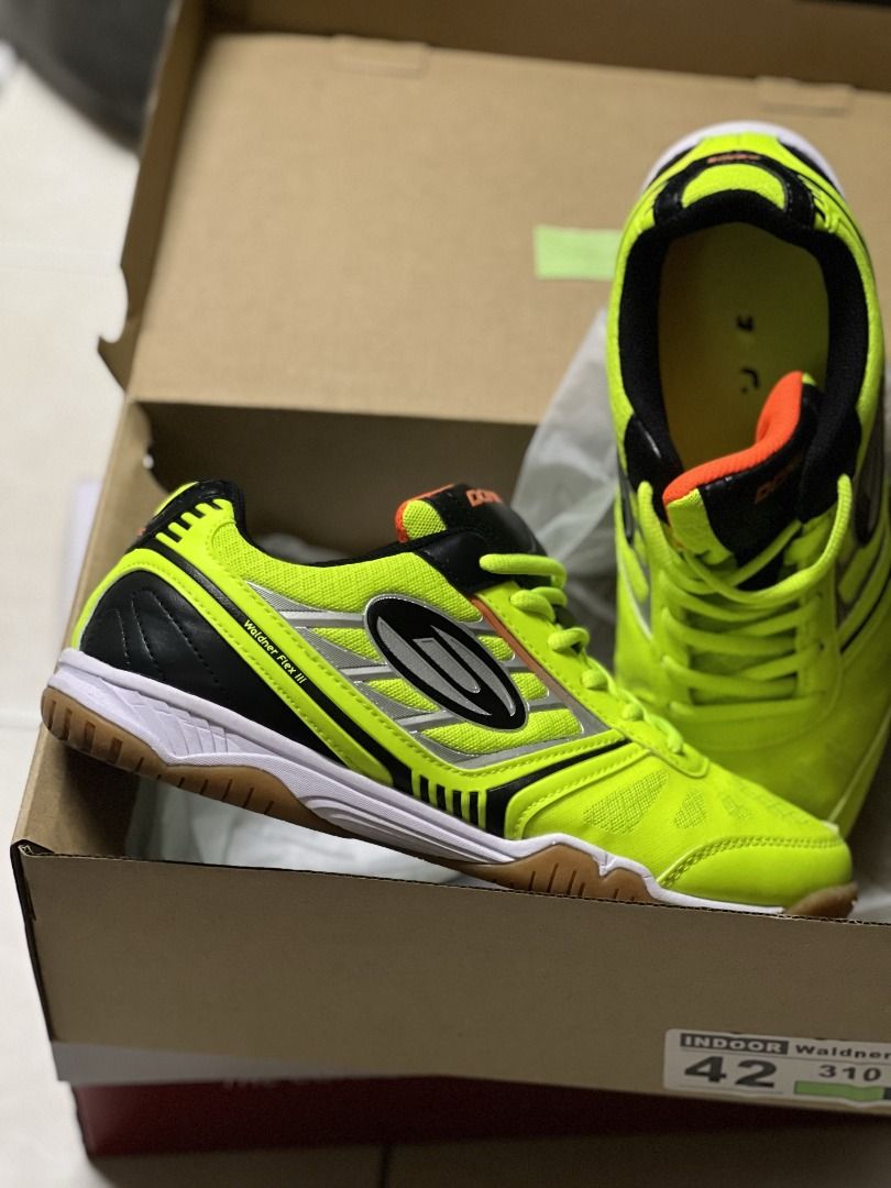 Donic table deals tennis shoes