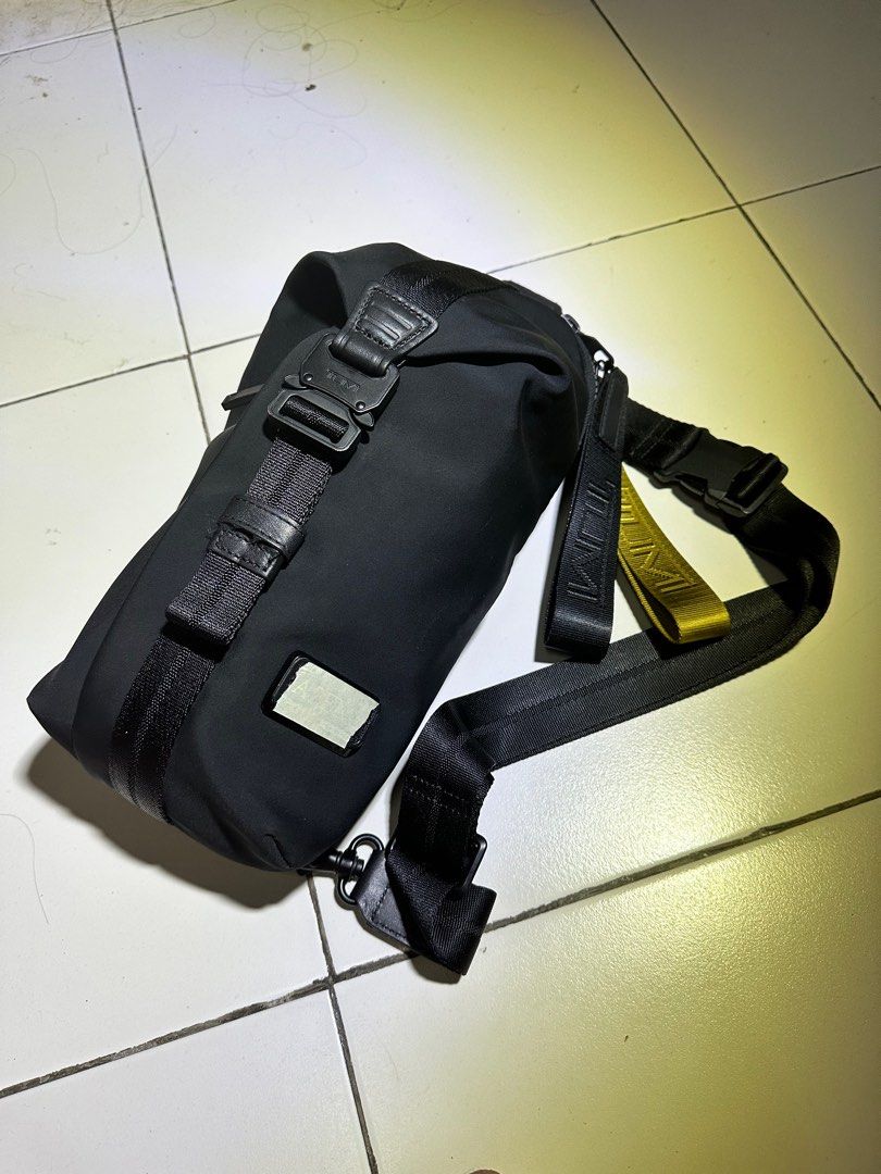 Used tumi bags hot sale