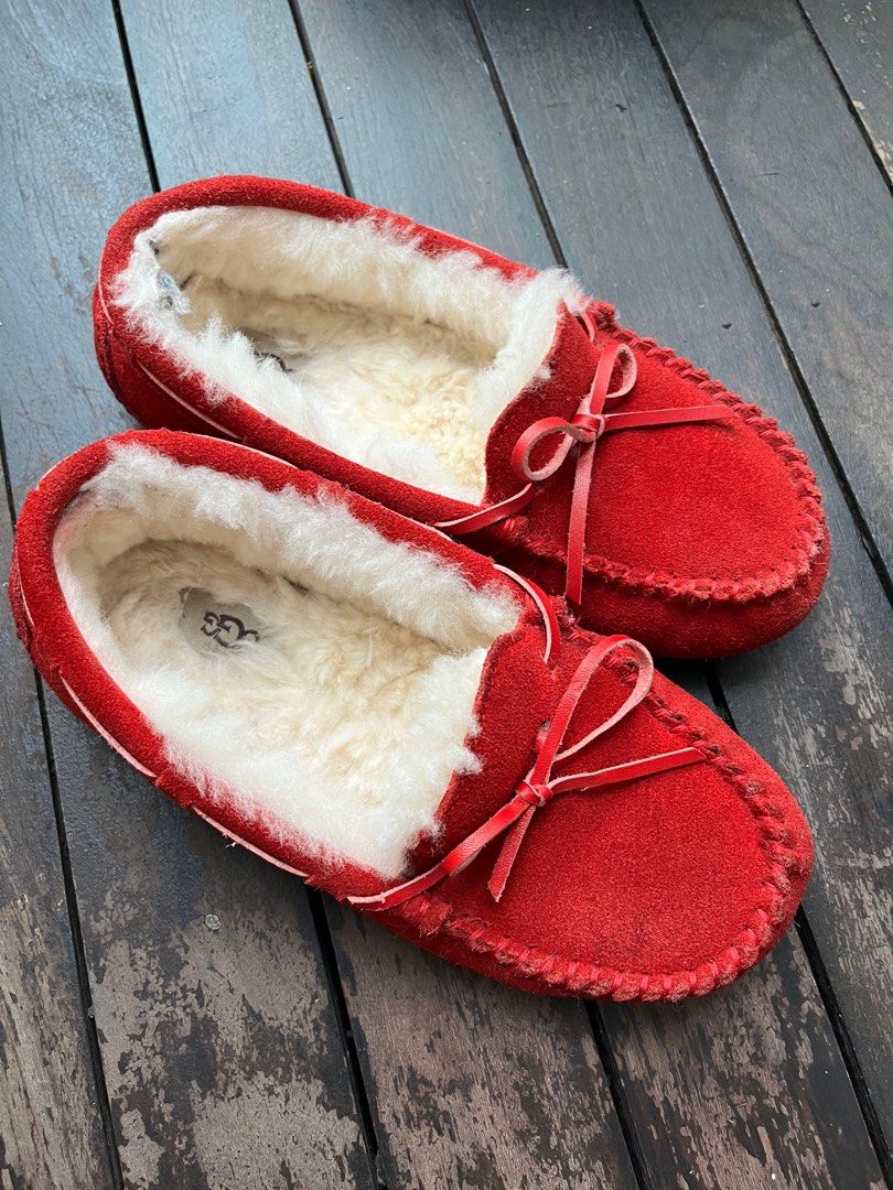 Used sales ugg slippers