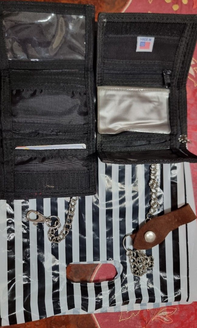 Vintage Velcro Wallet, Hobbies & Toys, Memorabilia & Collectibles