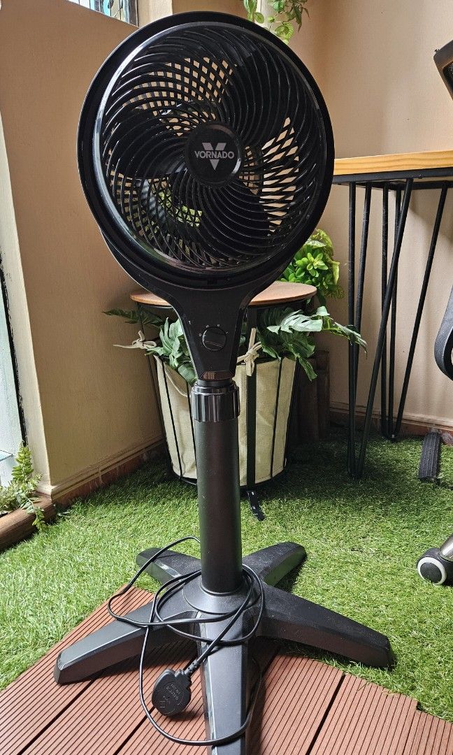 VORNADO 602 Air Circulator, Furniture & Home Living, Lighting & Fans