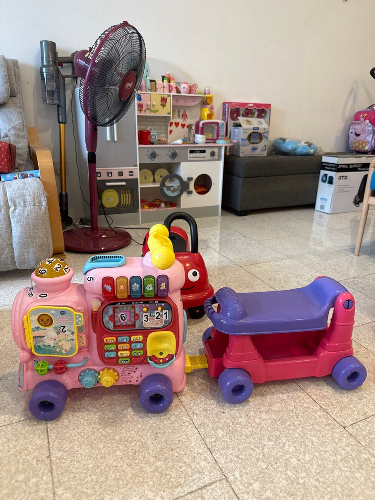 VTech Push and Ride Alphabet Train Babies Kids Infant Playtime