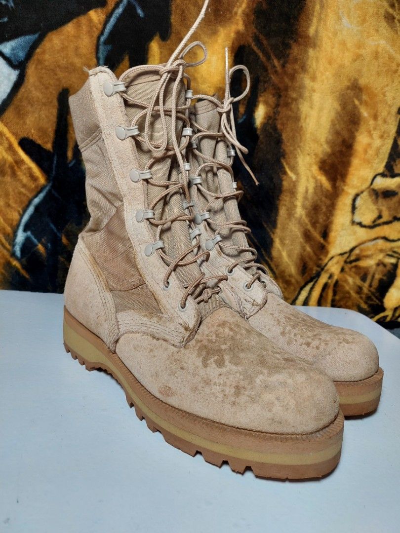 WELLCO COMBAT BOOTS VIBRAM SOLE SIZE 9 MEN Men s Fashion