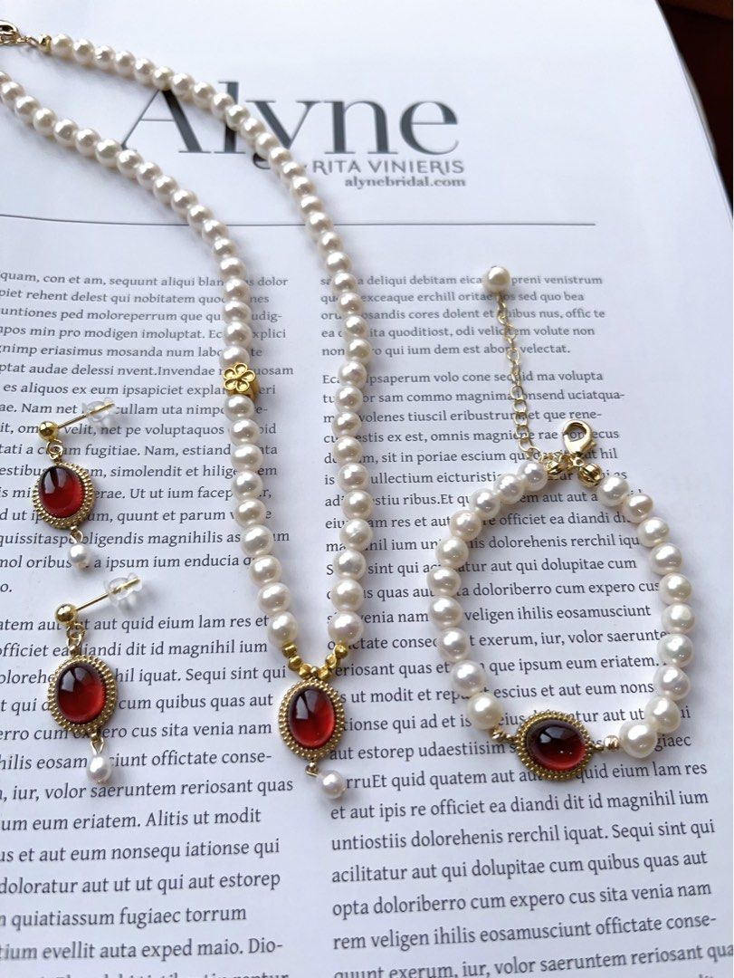 Red pearl necklace and earrings hot sale