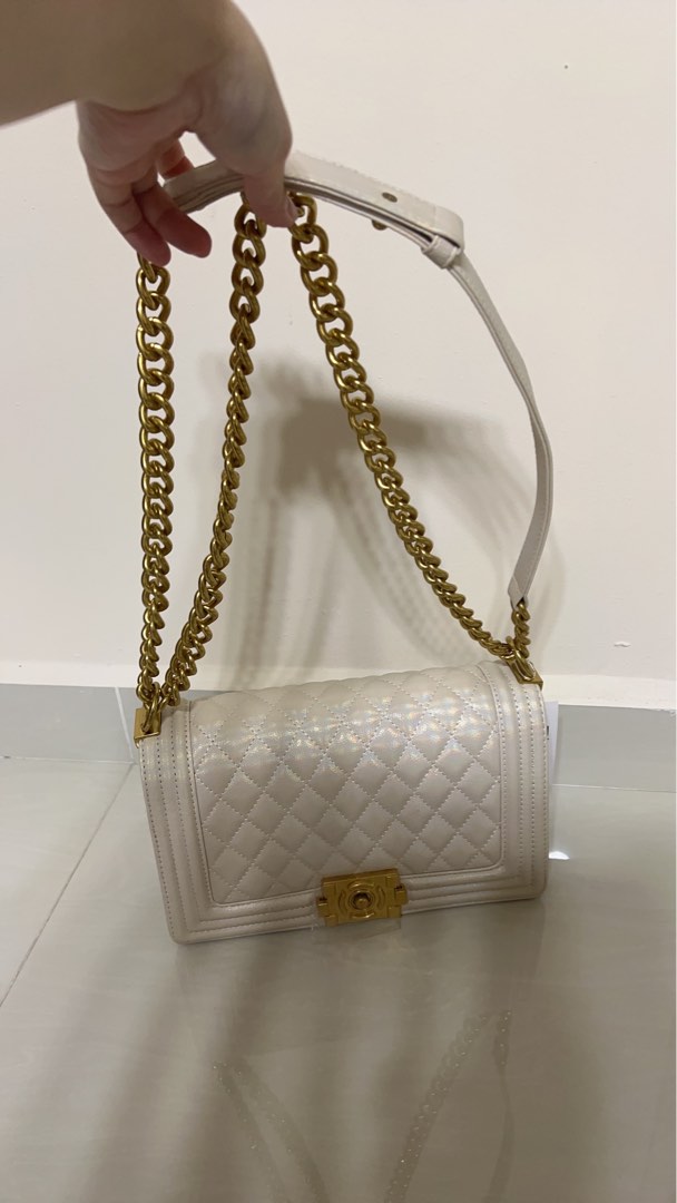 White purse with gold chain on sale