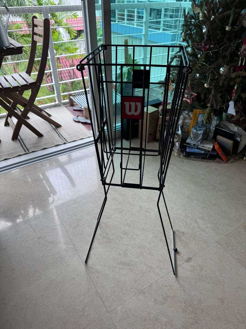 Wilson Ball Hopper, Sports Equipment, Sports & Games, Racket & Ball