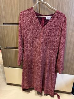 （分類：）位於 。 由 kw1112_secondhand 提交（商品編號 1275762989，圖片 1）。簡介： 。