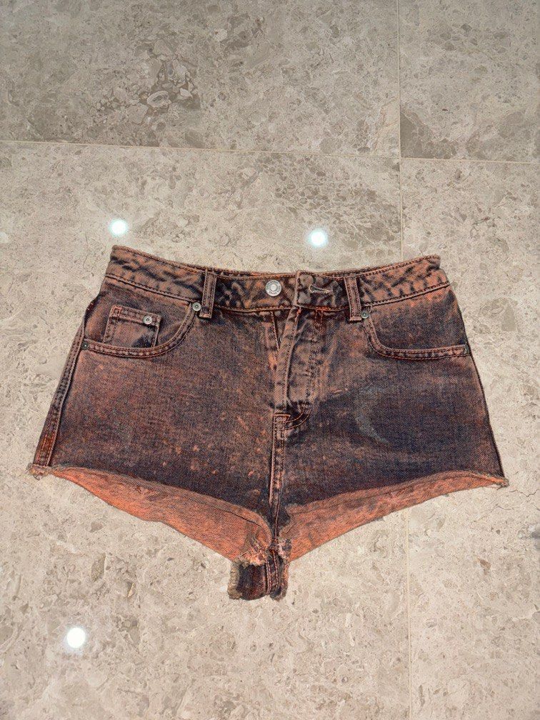 Red on sale ripped shorts