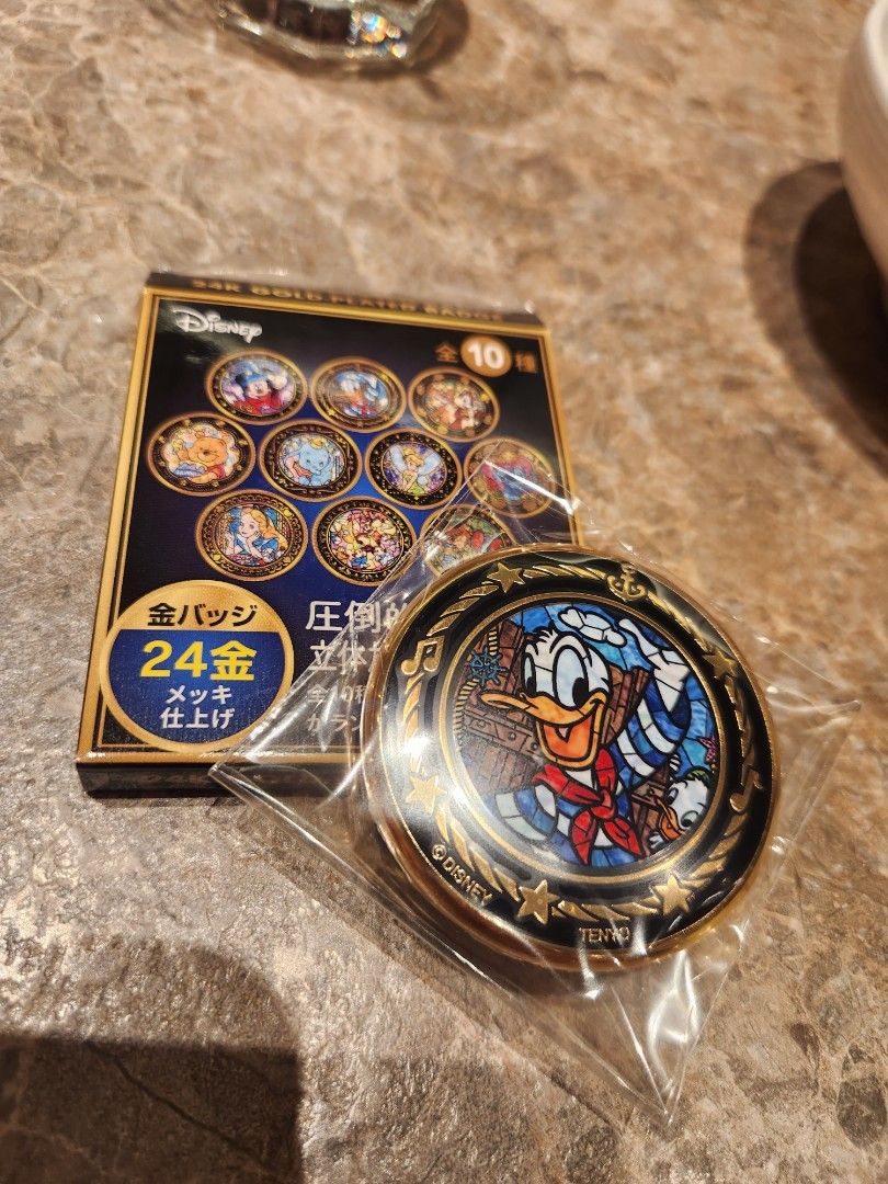 24K GOLD-PLATED BADGE ディズニー Disney缶バッジの通販 by 紫