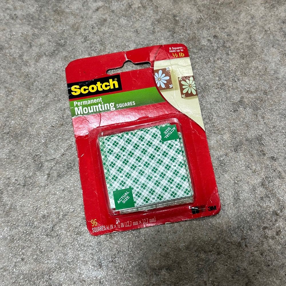 3M Scotch Permanent Mounting Squares, 0.5 x 0.5 - 96 count