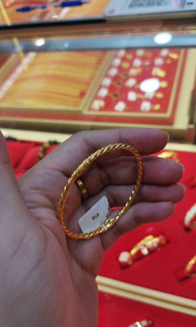 916 Gold Bangle Women s Fashion Jewelry Organisers Bracelets