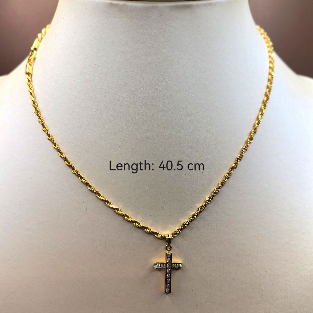 Gold rope hotsell chain with cross