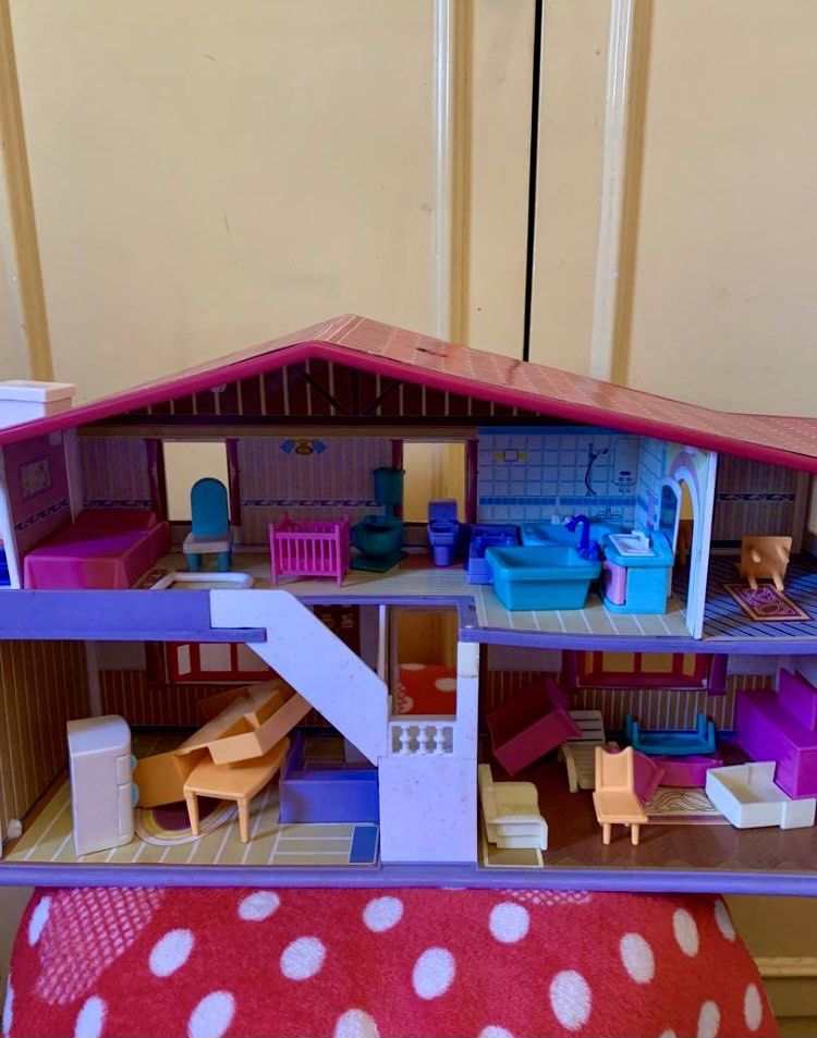 Dollhouse 1990s 2025
